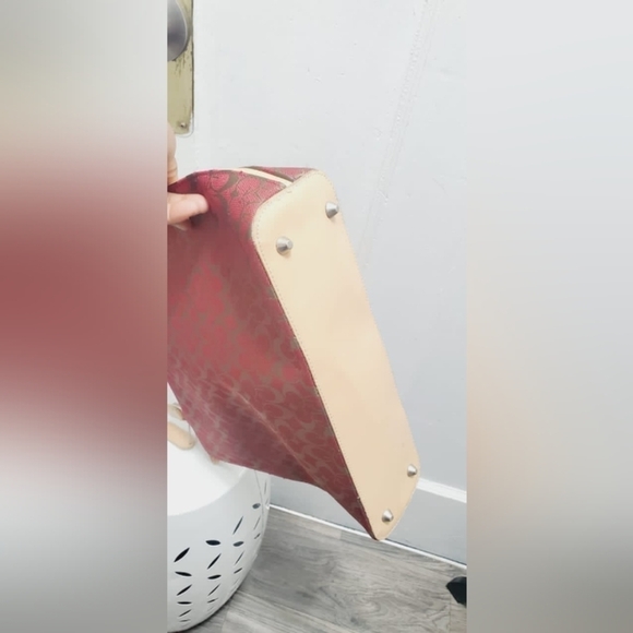 Leather Trim Monogram Hobo Red Bag🌴 - Picture 6 of 9